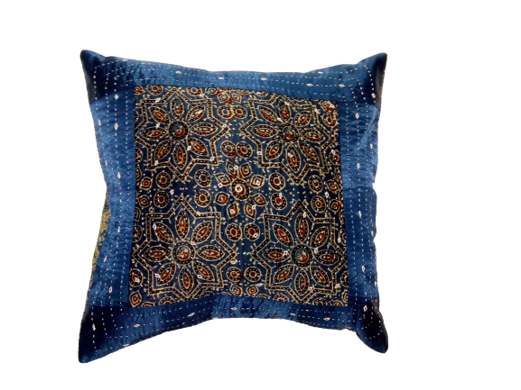 HANDCRAFTED CUSHION COVER